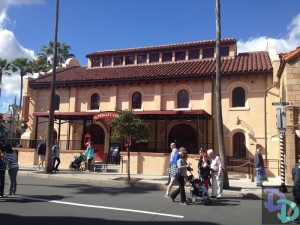 DHS Starbucks Disney
