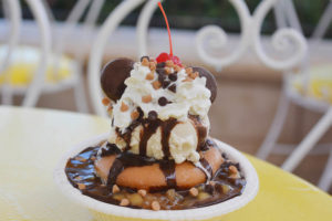 donut sundae breakfast magic kingdom