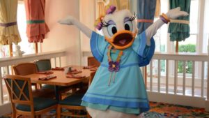 daisy cape may cafe walt disney world character dining