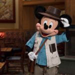 disneyland character dining mickey mouse storytellers cafe