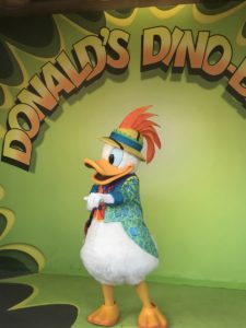 donald's dino-bash disney's animal kingdom