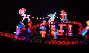 toy story land night hollywood studios
