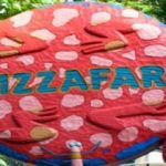 pizzafari table service family style disney's animal kingdom