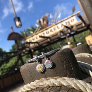 PANDORA walt disney world parks orange bird mickey tiki birds