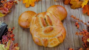 disneyland resort halloween food snacks 2018 guide