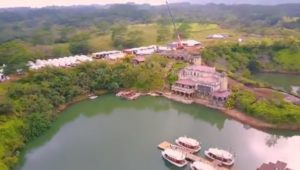jungle cruise movie boats set the rock dwayne johnson disney 2
