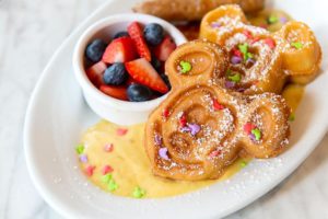 plaza restaurant breakfast limited time magic kingdom mickey waffles 2