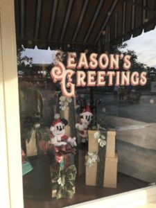 magic kingdom walt disey world christmas decorations 20181
