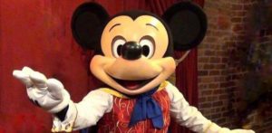 walt disney world meet-and-greet character automated photopass