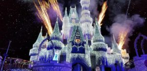 magic kingdom walt disney world holiday christmas entertainment