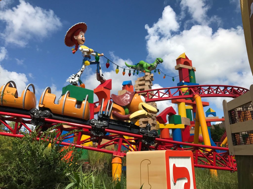 slinky dog dash toy story land tails removed